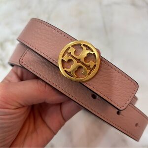 Tory Burch 1" Reversible Leather Belt with Gold Emblem - Brand New